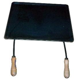 PLANCHA ASAR ACERO 4 MM CON 2 MANGOS DE MADERA 40 X 33
