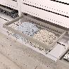 EMUCA KIT DE CESTA DE ALAMBRE Y BASTIDOR DE GUÍAS CON CIERRE SUAVE PARA ARMARIO, REGULABLE, MÓDULO 800MM, GRIS PIED