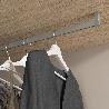 EMUCA LOTE DE 2 BARRAS PARA ARMARIO LUXE DE LONGITUD 0.75M CON SOPORTES, ALUMINIO Y PLÁSTICO, PINTADO COLOR GRIS PI