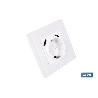 BASE ENCHUFE CON PUERTO USB Y TIPO C WIFI