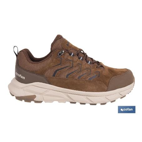 ZAPATILLA DE TREKKING MARRÓN MODELO INFANTO TALLA 43